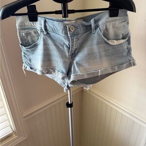 Hollister Light Wash Jean Shorts Size 28